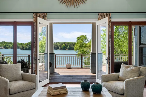 $2,650,000 | 302 Bay Hill Drive, West Union, SC 29696