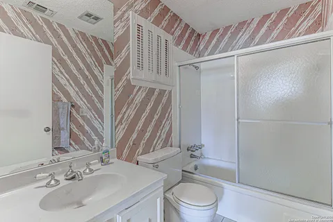 a view of a storage & utility room