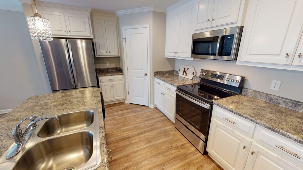 105 Pepperridge Road Dothan, AL 36301 - Photo 9 of 29