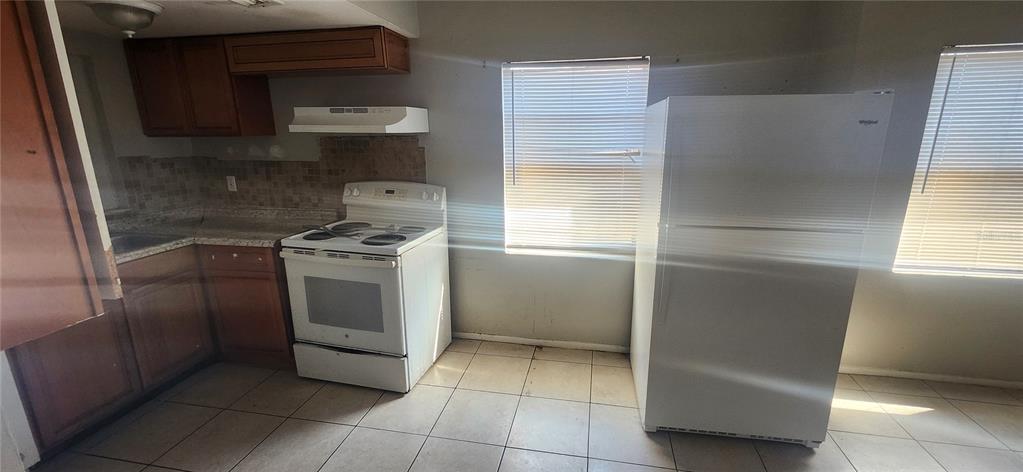 4839 Billy Direct Lane Lutz, FL 33559 - Photo 12 of 51