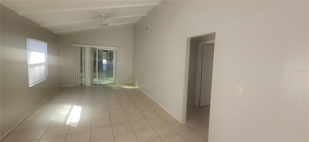 4839 Billy Direct Lane Lutz, FL 33559 - Photo 4 of 51