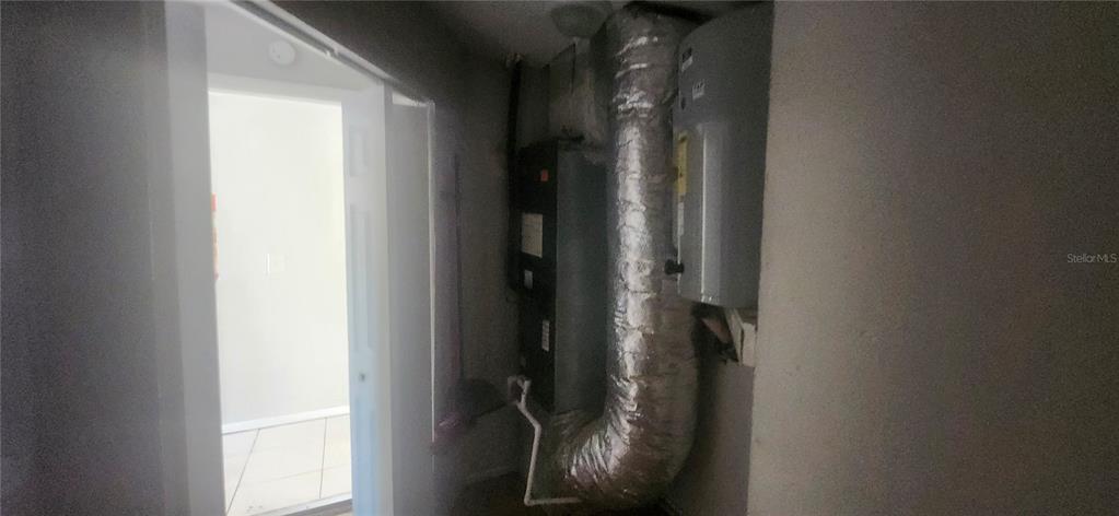 4839 Billy Direct Lane Lutz, FL 33559 - Photo 9 of 51