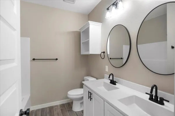 $309,560 | 16226 Crossing Circle, Lindale, TX 75771