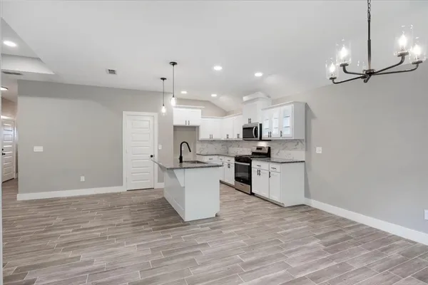 $309,560 | 16226 Crossing Circle, Lindale, TX 75771