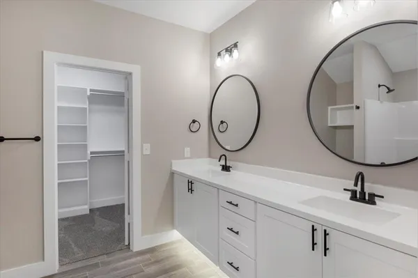 $309,560 | 16226 Crossing Circle, Lindale, TX 75771