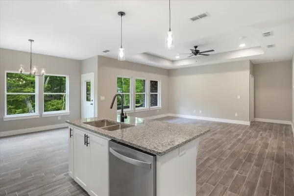 $309,560 | 16226 Crossing Circle, Lindale, TX 75771