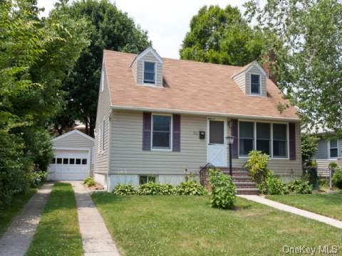 92 Lynton Road Albertson, NY 11507 - Photo 1 of 1 Gallery Image 1