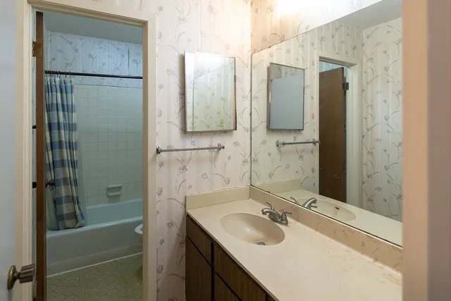 $210,000 | 1905-121 West Lane, Kerrville, TX 78028