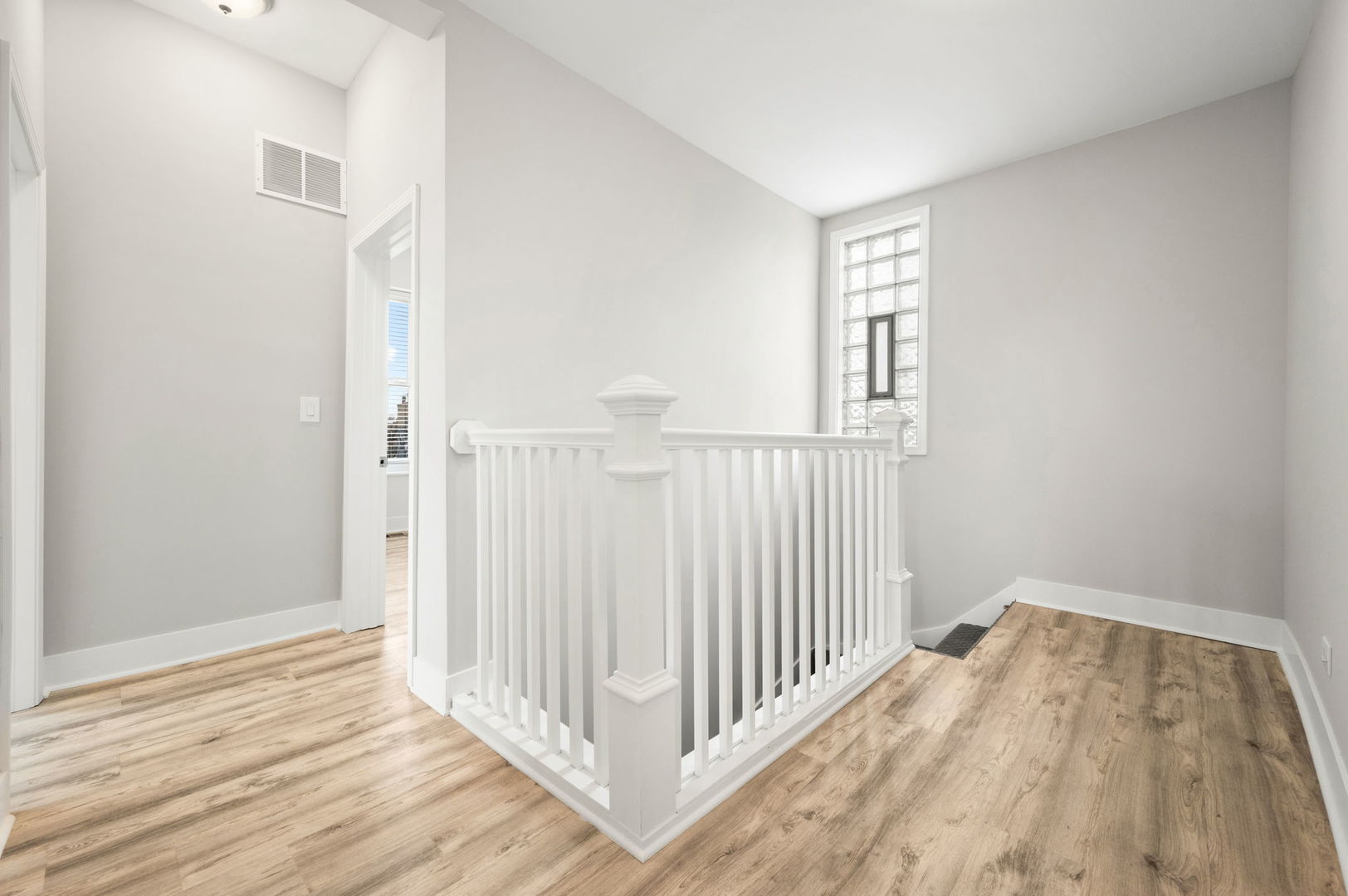 2756 West Monroe Street Chicago, IL 60612 - Photo 33 of 52 a view of a livingroom with wooden floor & entryway