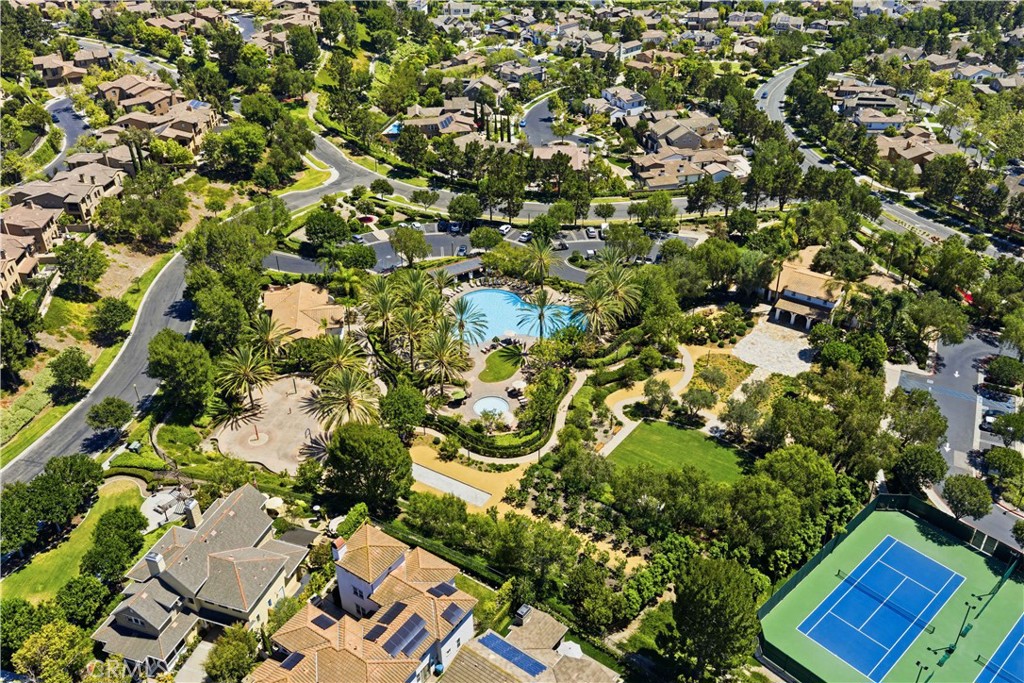10 Copious Lane Ladera Ranch, CA 92694 - Photo 51 of 54 Covenant Hills pool, clubhouse and tennis courts
