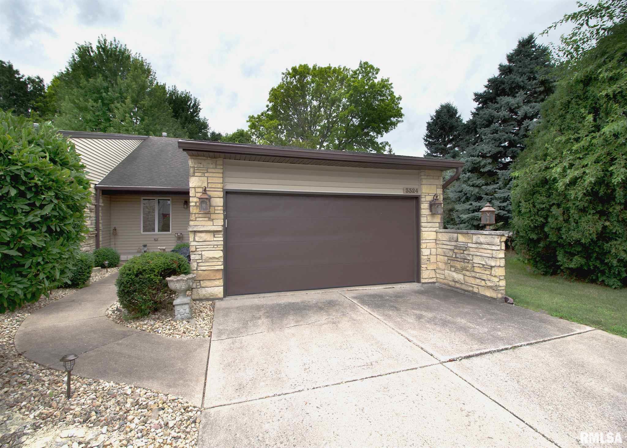 3324 East Ridge Place Bettendorf, IA 52722 - Photo 1 of 30 Gallery Image 1