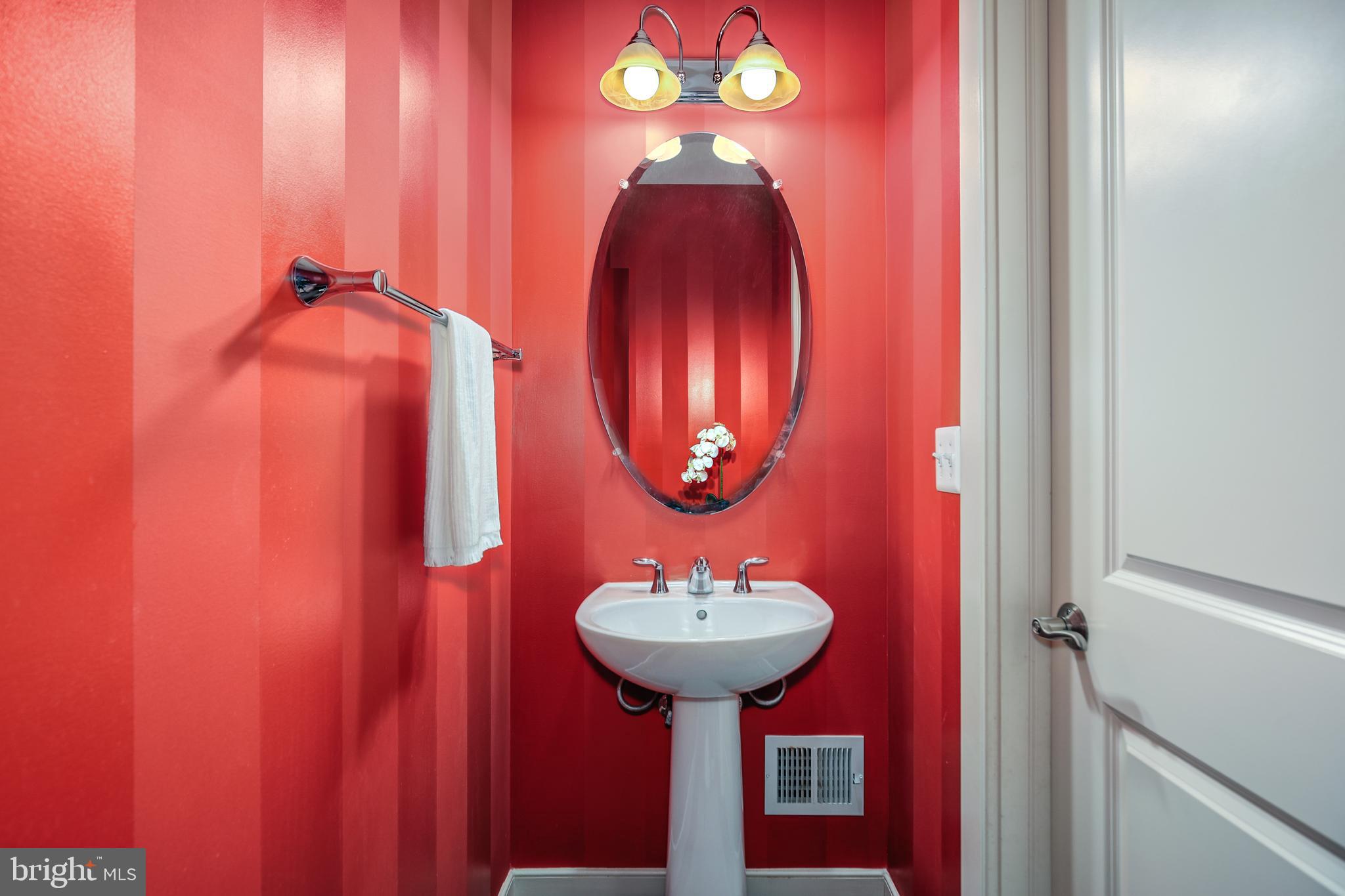 4539 Westhall Drive Washington, DC 20007 - Photo 18 of 40