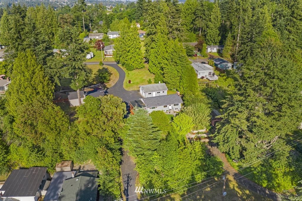 2020 Rocky Point Road Northwest Bremerton, WA 98312 - Photo 1 of 31 Gallery Image 1