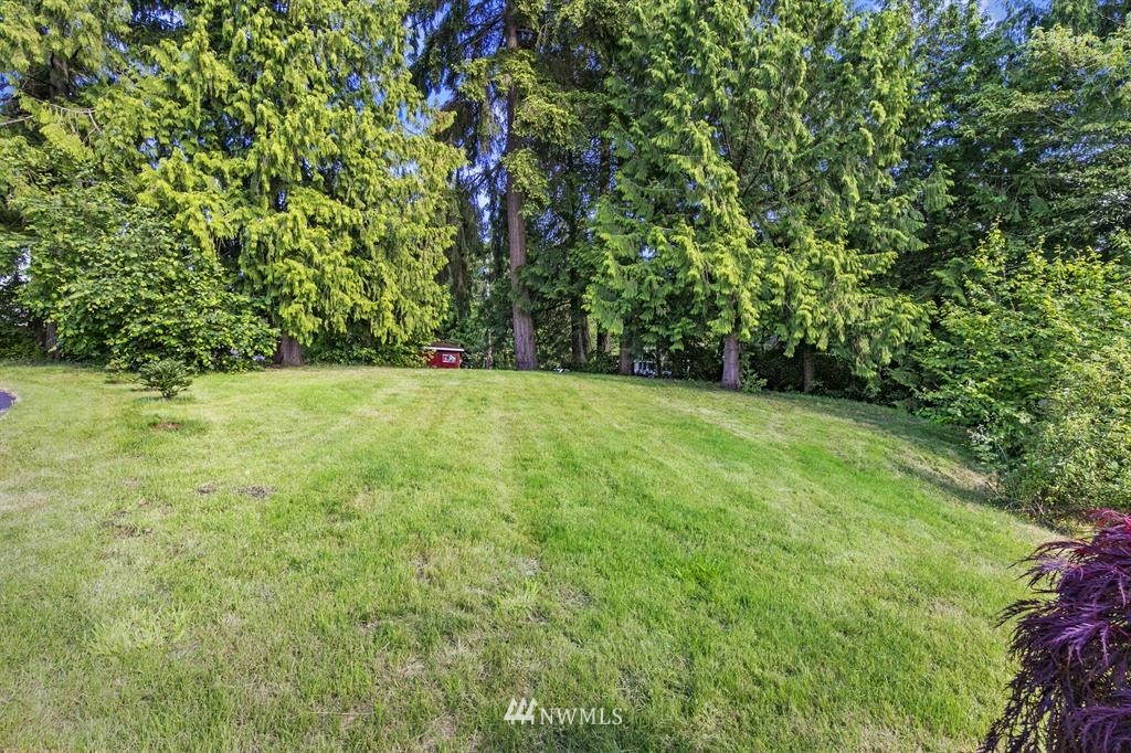 2020 Rocky Point Road Northwest Bremerton, WA 98312 - Photo 26 of 31 Gallery Image 26