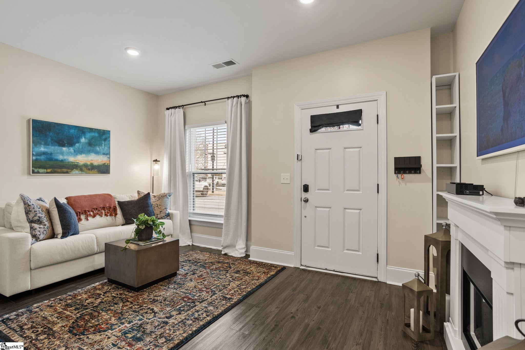 1505 East North Street, Unit 2101 Greenville, SC 29607 - Photo 15 of 35 Gallery Image 15