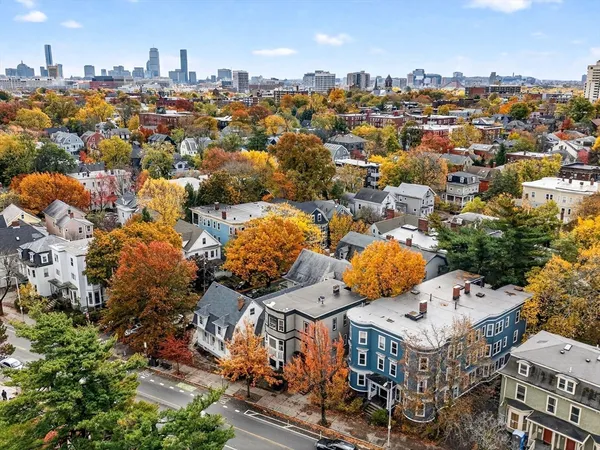 $2,975 | 1576 Cambridge Street, Unit 1F, Cambridge, MA 02138