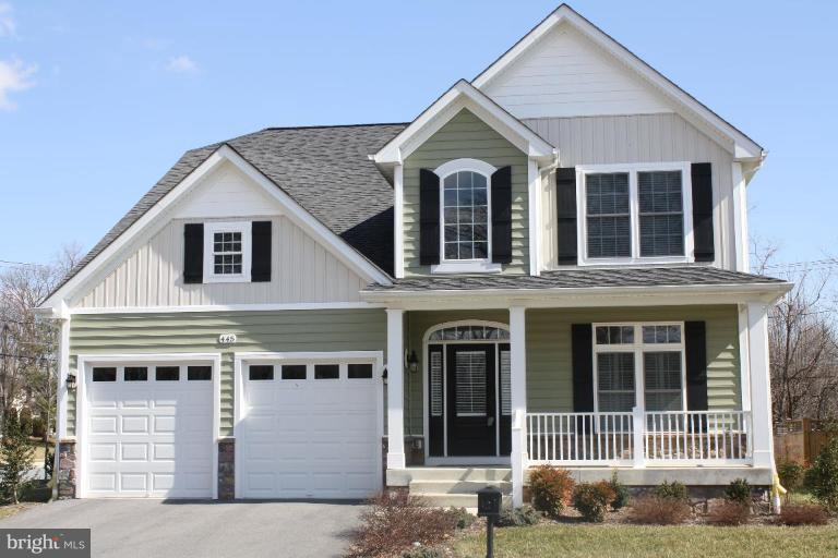 445 Neepier Road Catonsville, MD 21228 - Photo 2 of 30 Exterior (Main)
