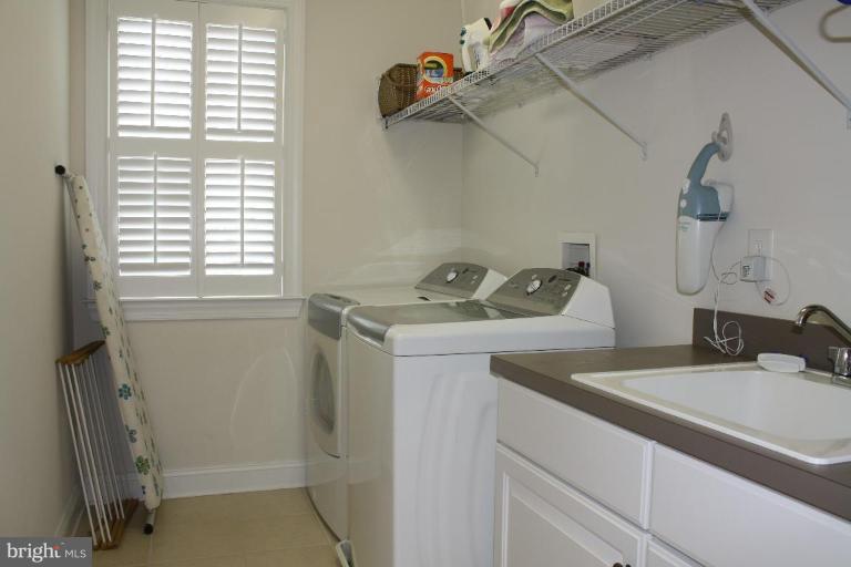 445 Neepier Road Catonsville, MD 21228 - Photo 11 of 30 Laundry Area 1