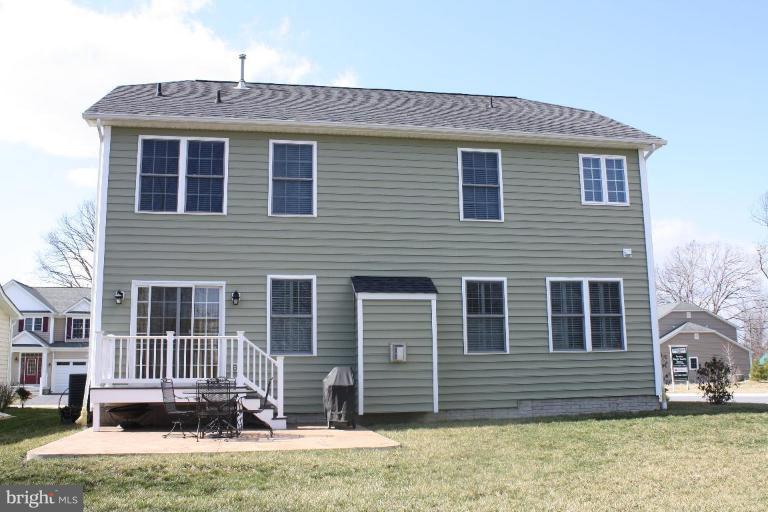 445 Neepier Road Catonsville, MD 21228 - Photo 26 of 30 Exterior (Rear)