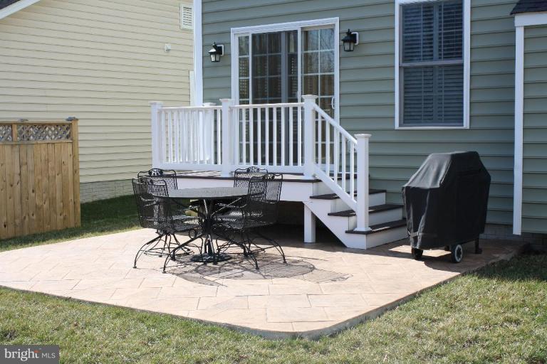 445 Neepier Road Catonsville, MD 21228 - Photo 28 of 30 Patio 2