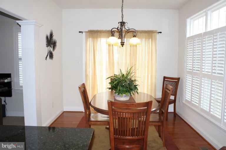 445 Neepier Road Catonsville, MD 21228 - Photo 5 of 30 Breakfast Area