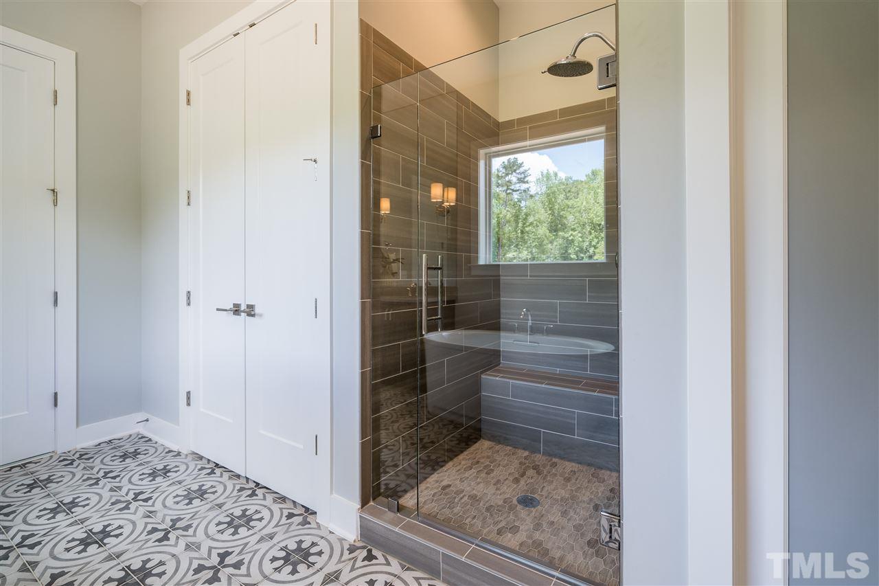 5704 Norcrest Street, Unit 4 Raleigh, NC 27612 - Photo 19 of 30 Gallery Image 19