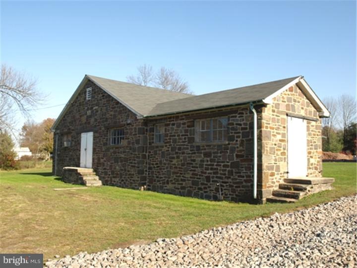 1131 Branch Road Perkasie, PA 18944 - Photo 13 of 14 Gallery Image 13