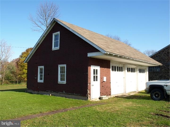 1131 Branch Road Perkasie, PA 18944 - Photo 3 of 14 Gallery Image 3