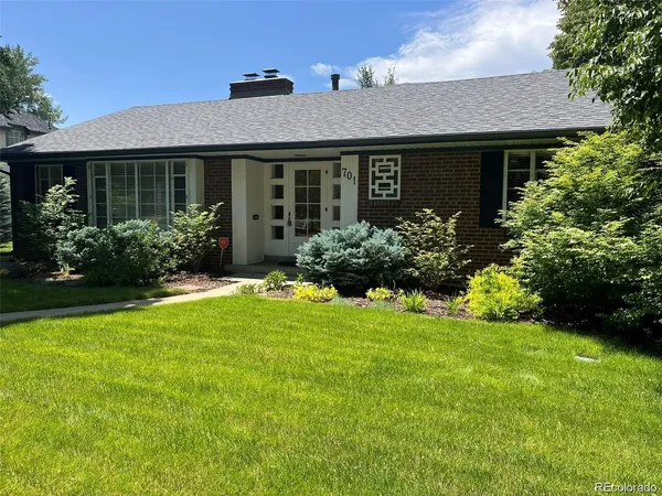 $3,700 | 701 South Clayton Street, Unit L, Denver, CO 80209