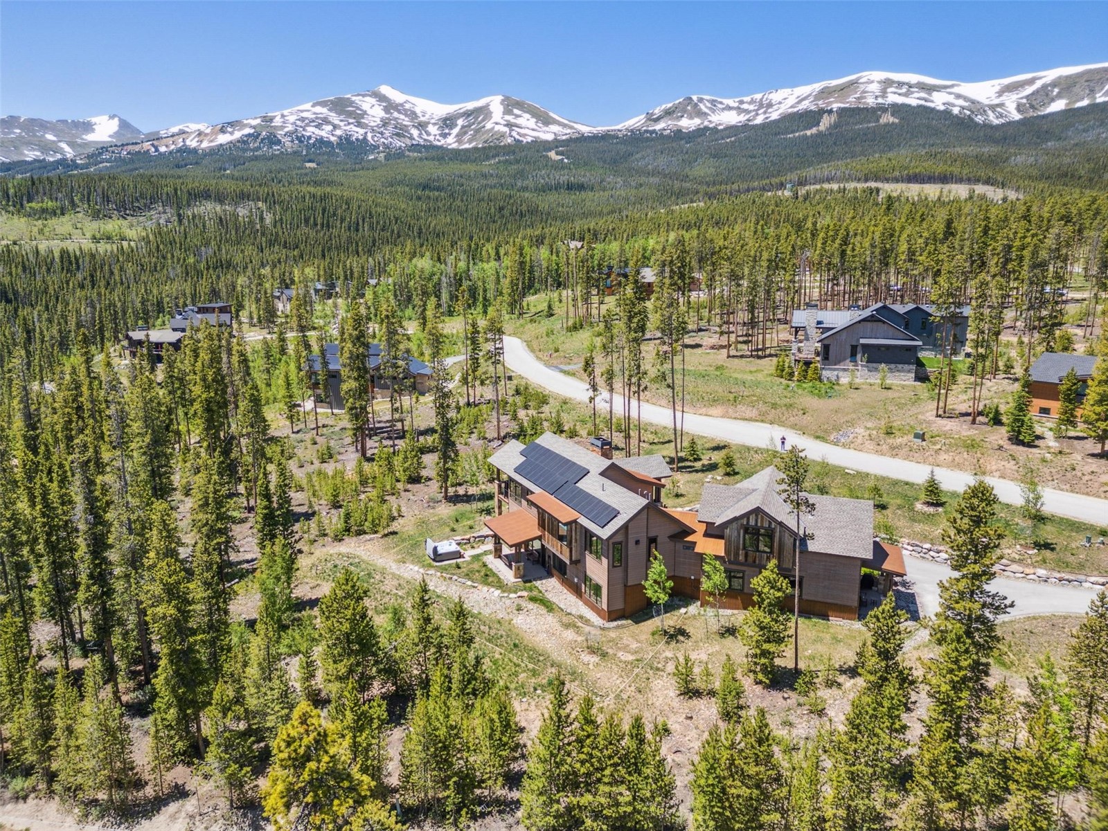 41 Barton Ridge Drive Breckenridge, CO 80424 - Photo 33 of 47 a view of a city with a mountain