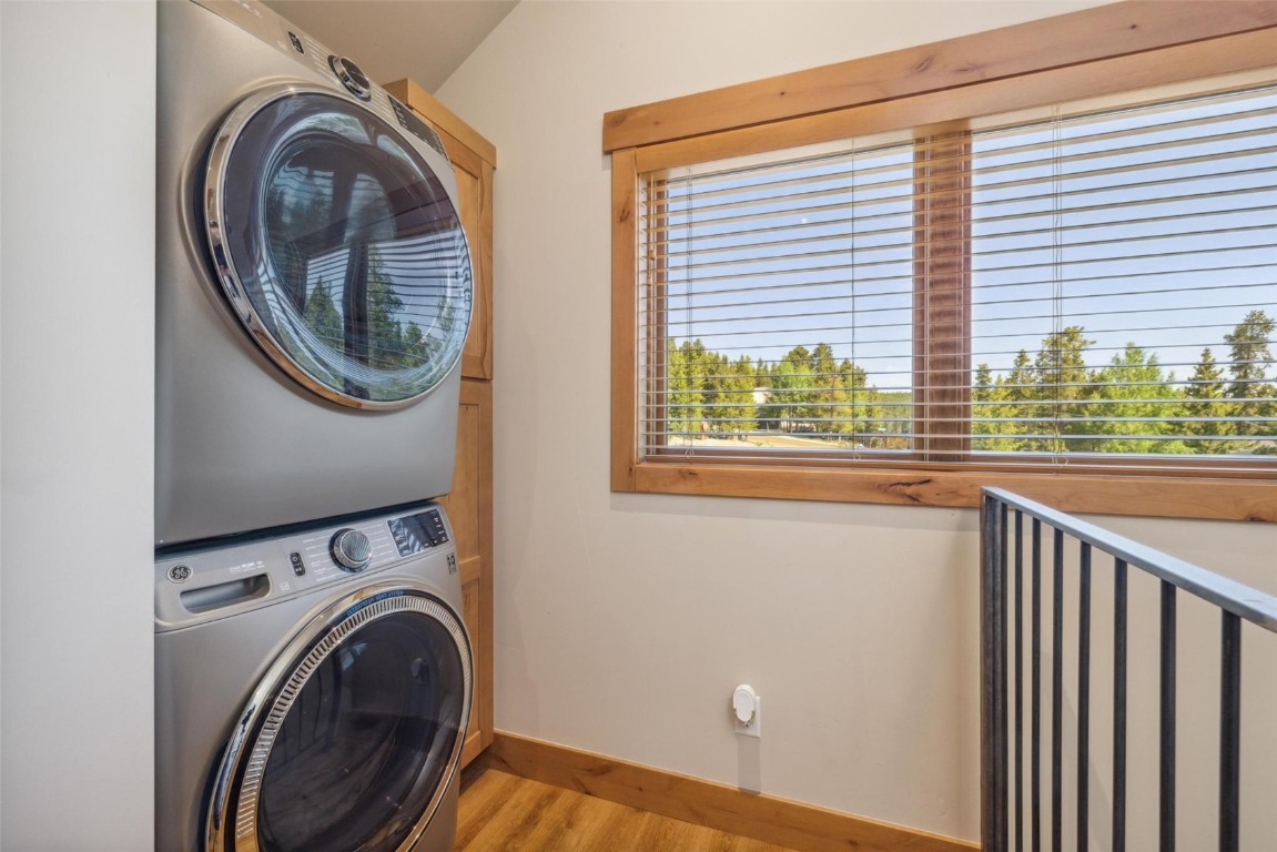 41 Barton Ridge Drive Breckenridge, CO 80424 - Photo 41 of 42 a view of a bedroom with washer and dryer