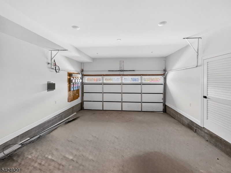 270 Hunterdon Street, Unit 1 Newark, NJ 07103 - Photo 33 of 35