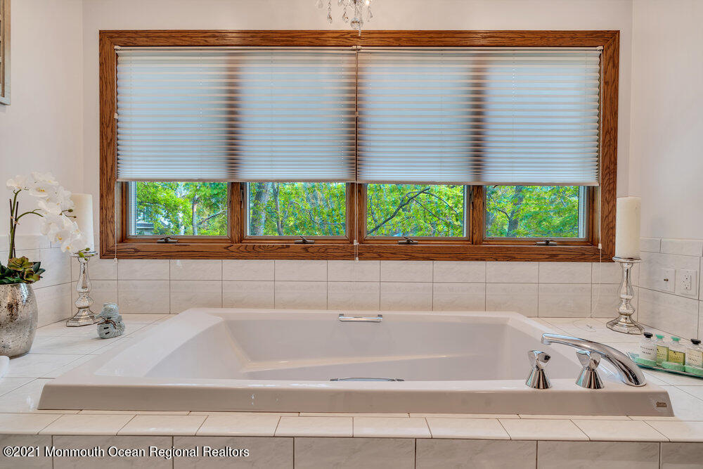 135 Heulitt Road Colts Neck, NJ 07722 - Photo 22 of 62 047_dsc02655