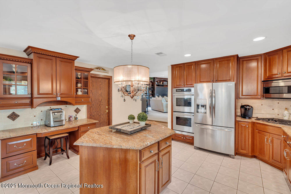 135 Heulitt Road Colts Neck, NJ 07722 - Photo 8 of 62 028_dsc02515