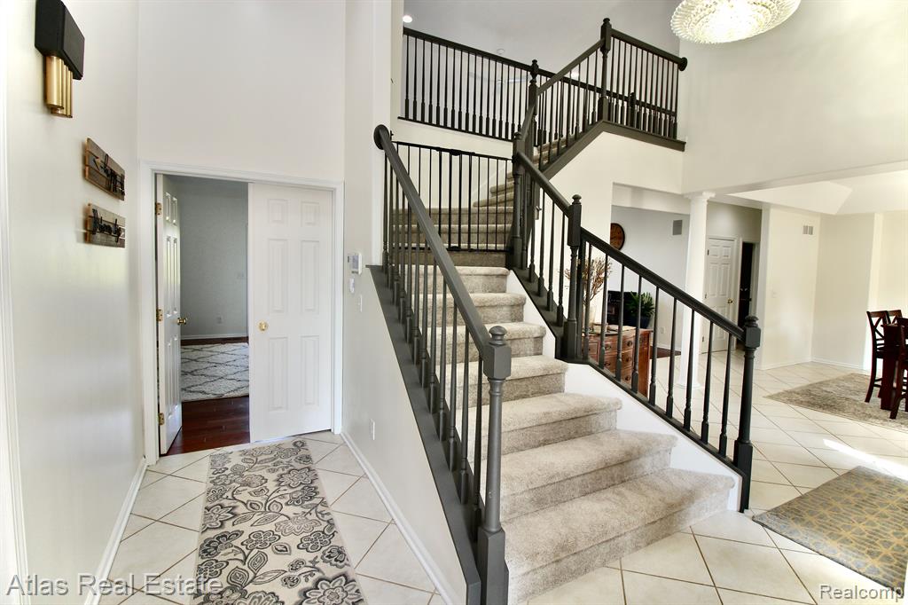 3333 North Henderson Road Davison, MI 48423 - Photo 7 of 72
