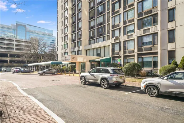$785,000 | 45 River Drive South, Unit 2705, Jersey City, NJ 07310