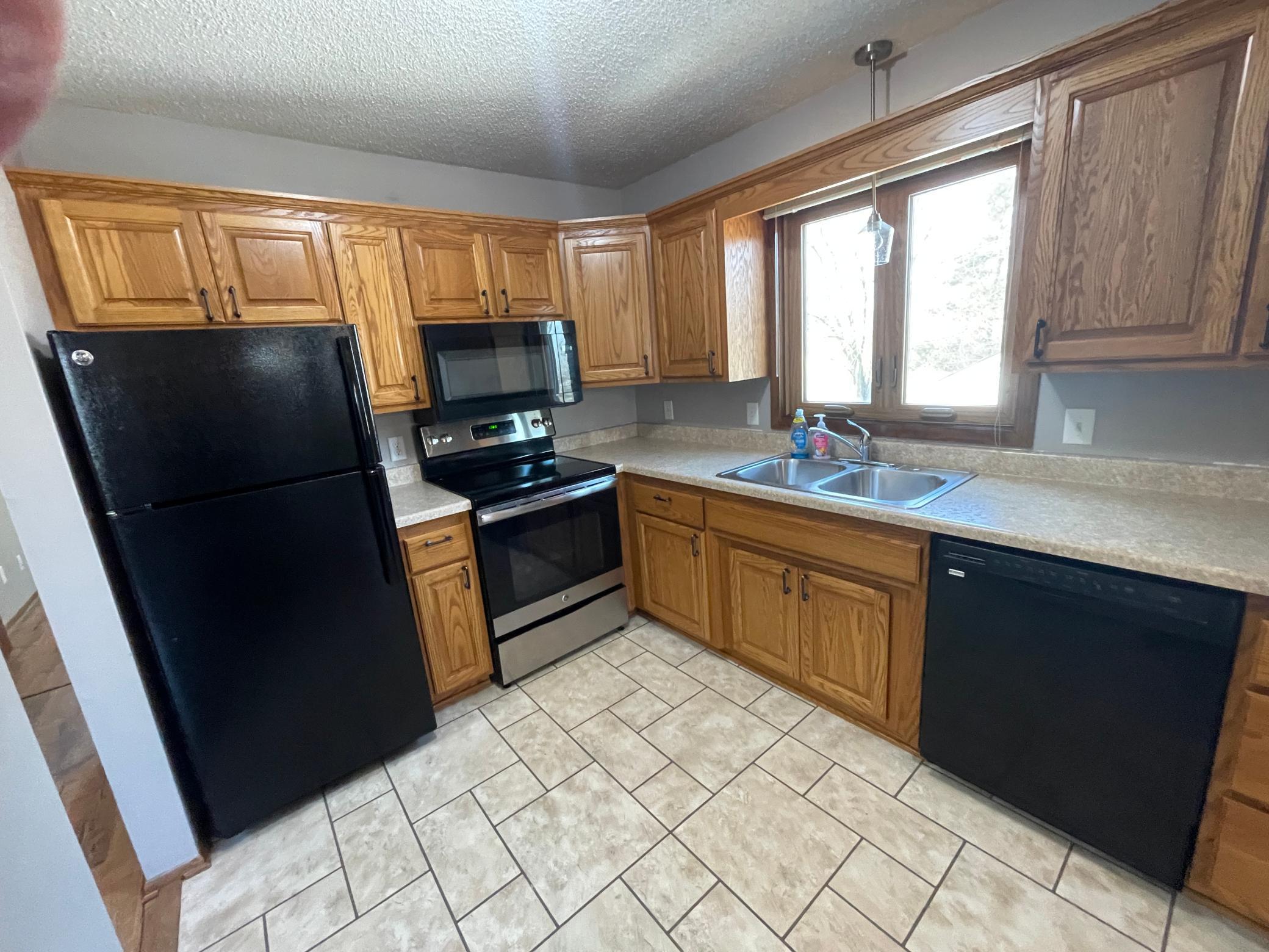 3619 10th Lane Northwest, Unit 4 Rochester, MN 55901 - Photo 5 of 10