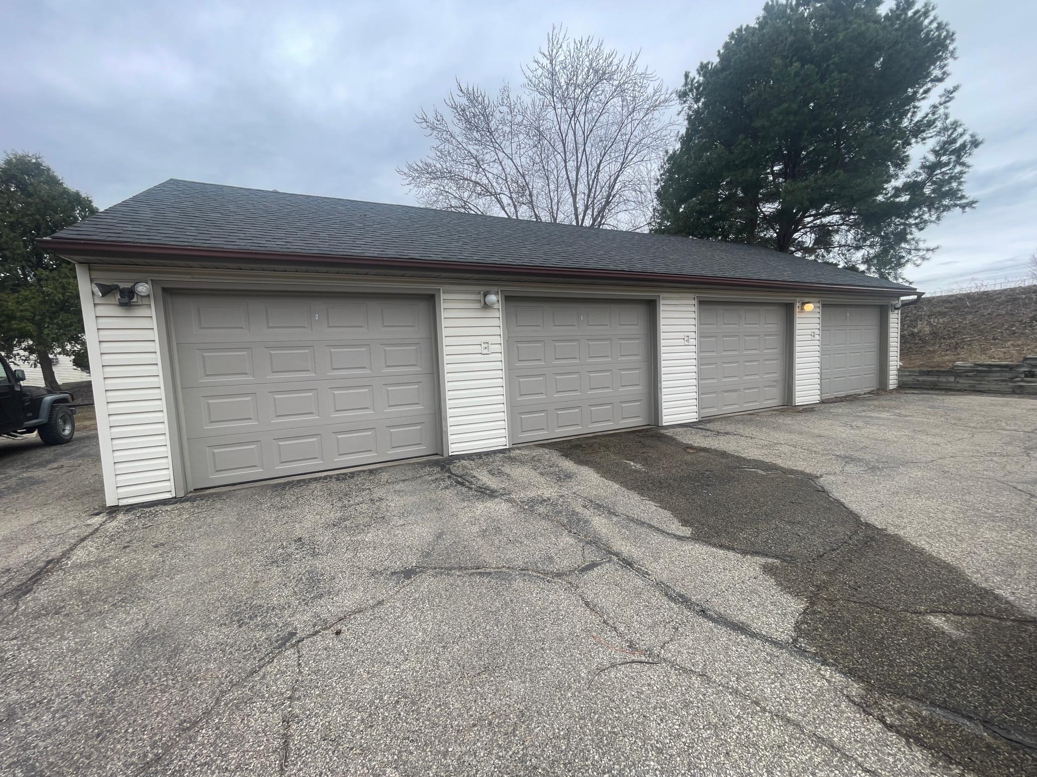 3619 10th Lane Northwest, Unit 4 Rochester, MN 55901 - Photo 10 of 10