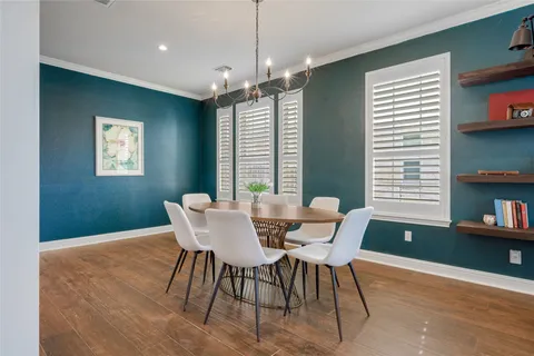 $825,000 | 7621 Menler Drive, Austin, TX 78735