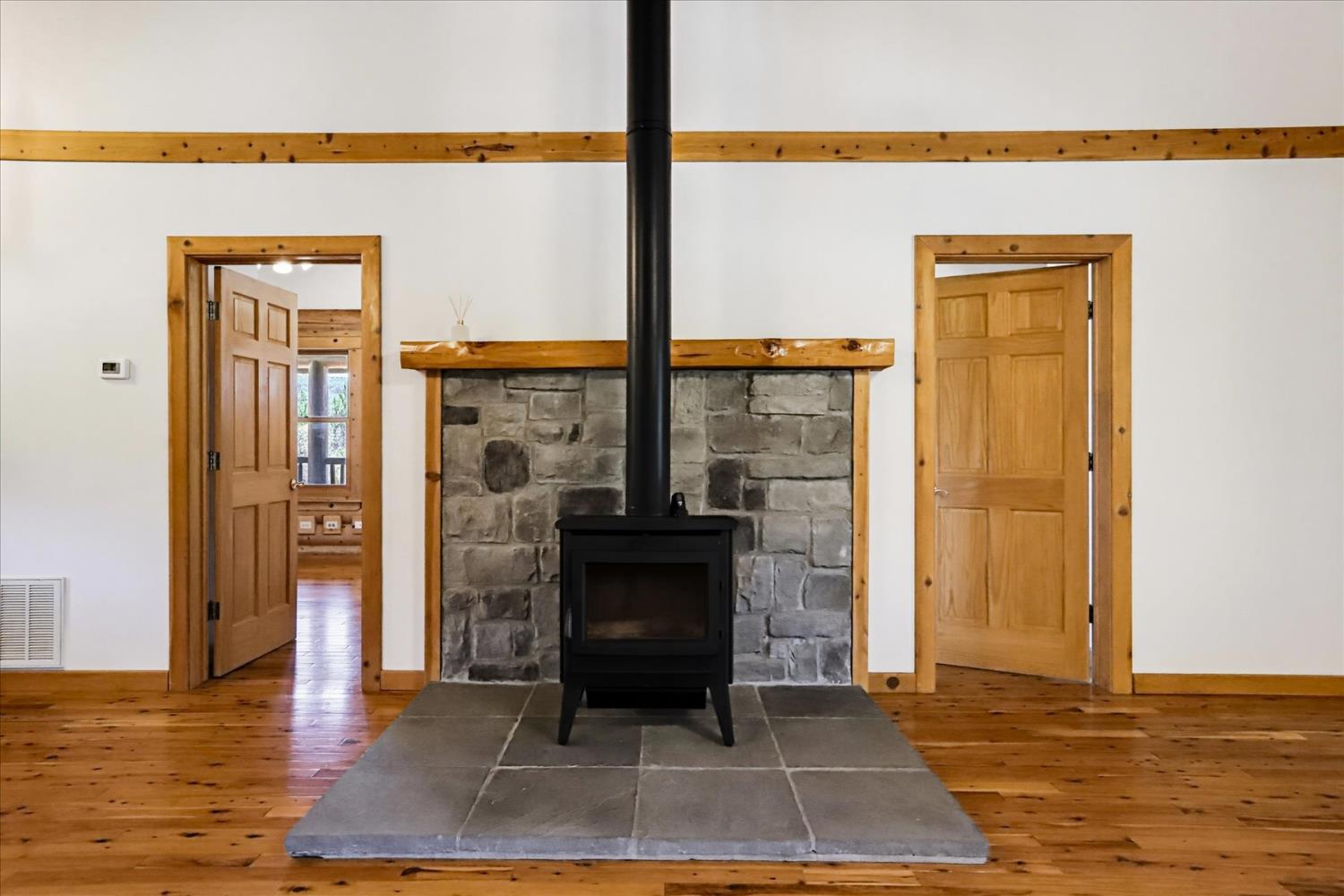 21748 Hyatt Road Nevada City, CA 95959 - Photo 11 of 83