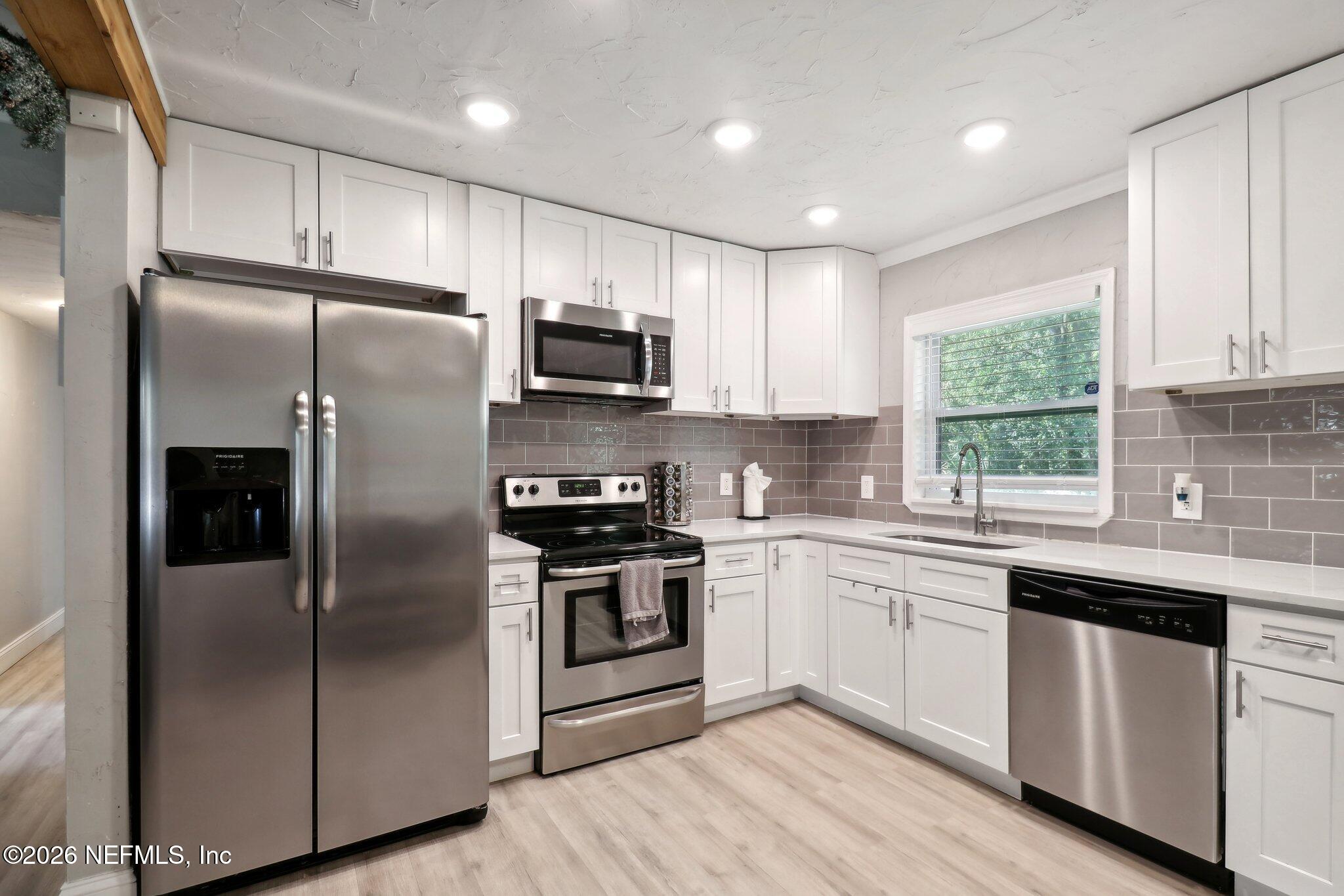 2150 Leon Road Jacksonville, FL 32246 - Photo 14 of 33 Kitchen