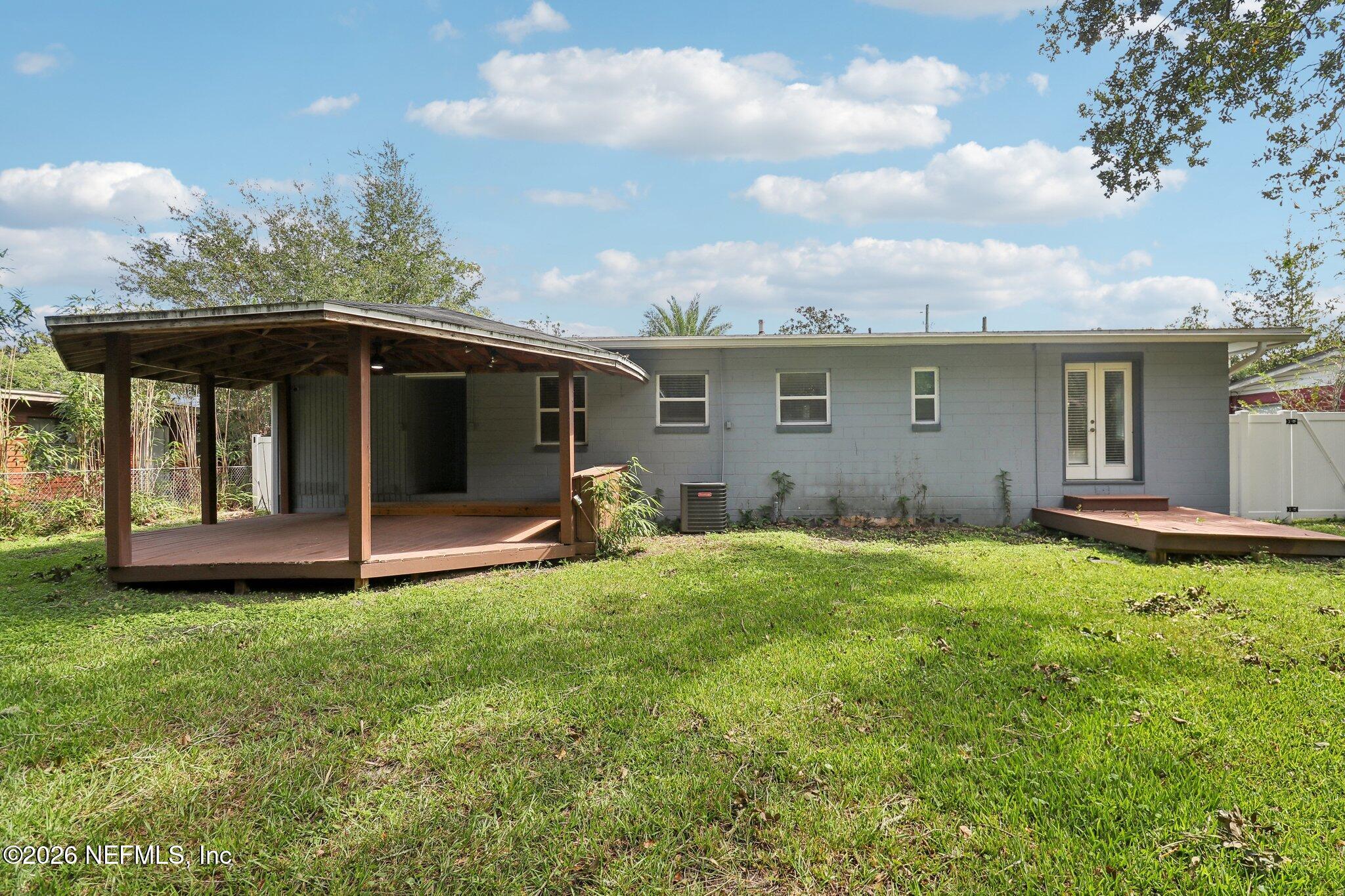 2150 Leon Road Jacksonville, FL 32246 - Photo 28 of 33 Backyard