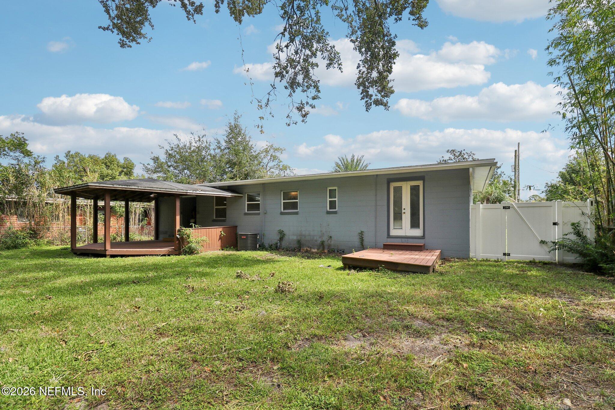 2150 Leon Road Jacksonville, FL 32246 - Photo 30 of 33 Backyard