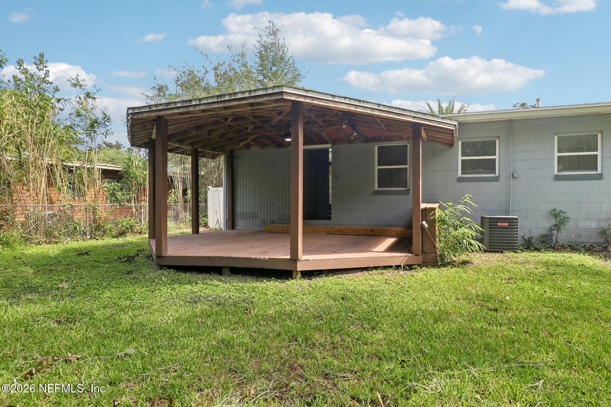 2150 Leon Road Jacksonville, FL 32246 - Photo 32 of 33 Backyard