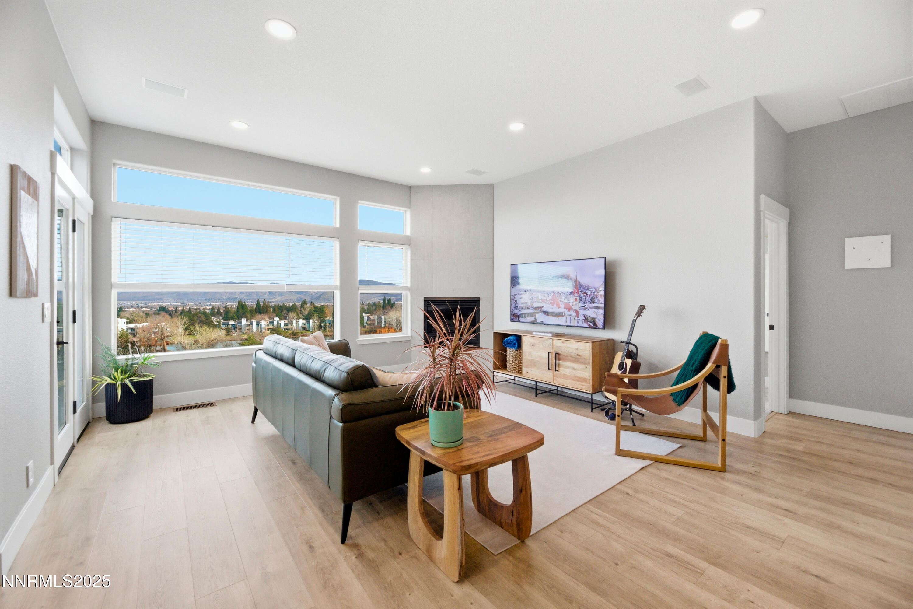 2648 Edgerock Road Reno, NV 89519 - Photo 11 of 76 11