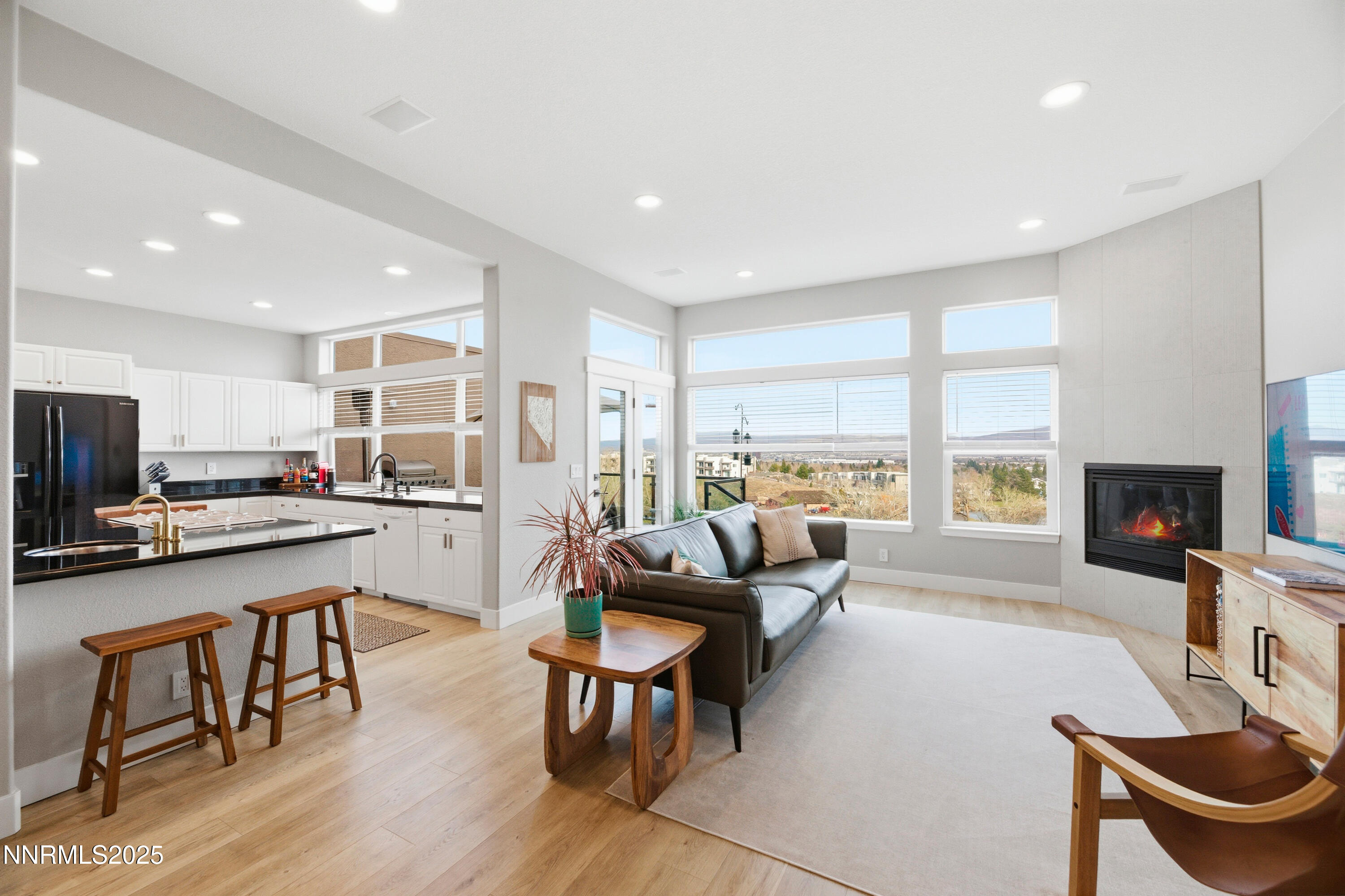 2648 Edgerock Road Reno, NV 89519 - Photo 12 of 76 12