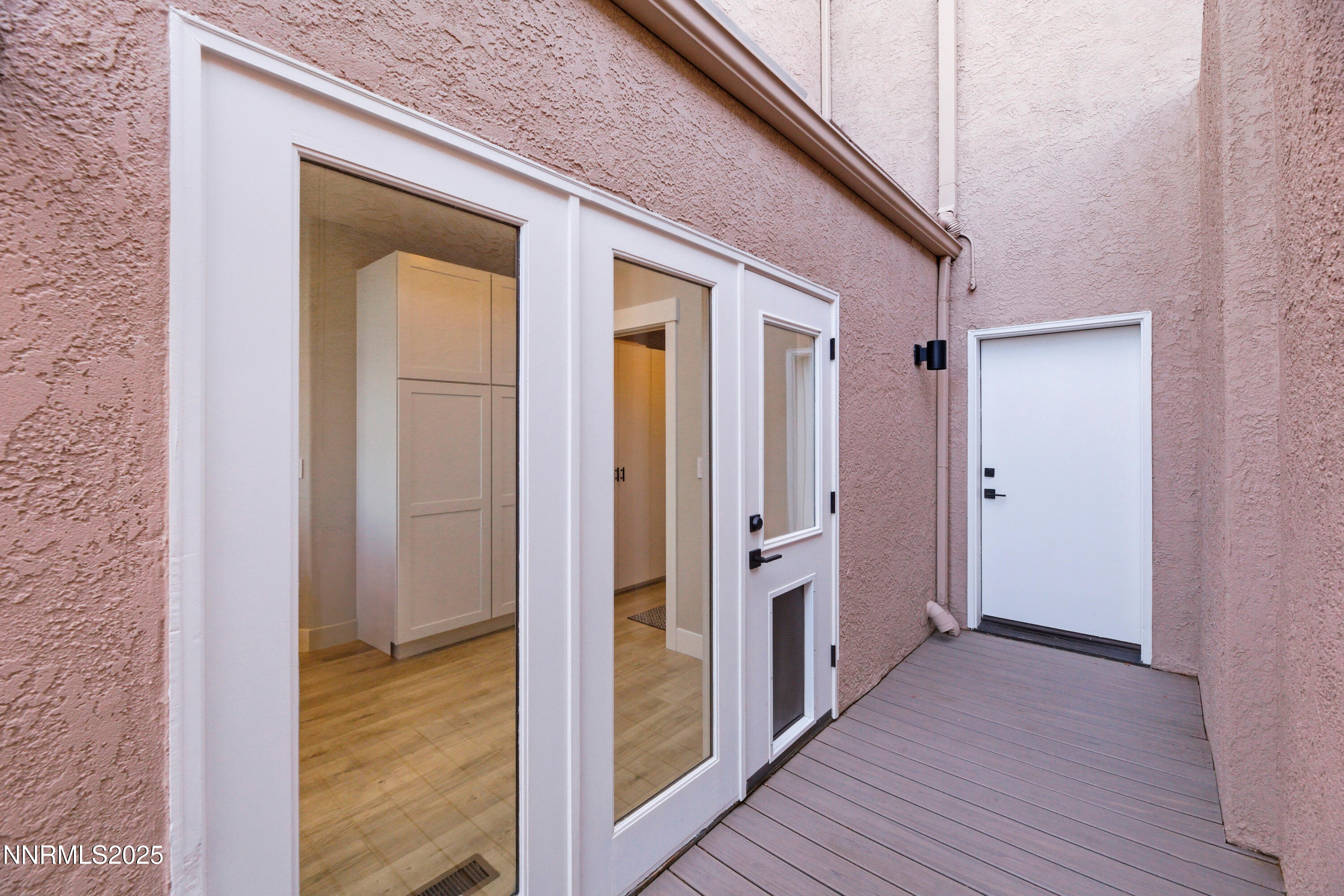 2648 Edgerock Road Reno, NV 89519 - Photo 17 of 76 17