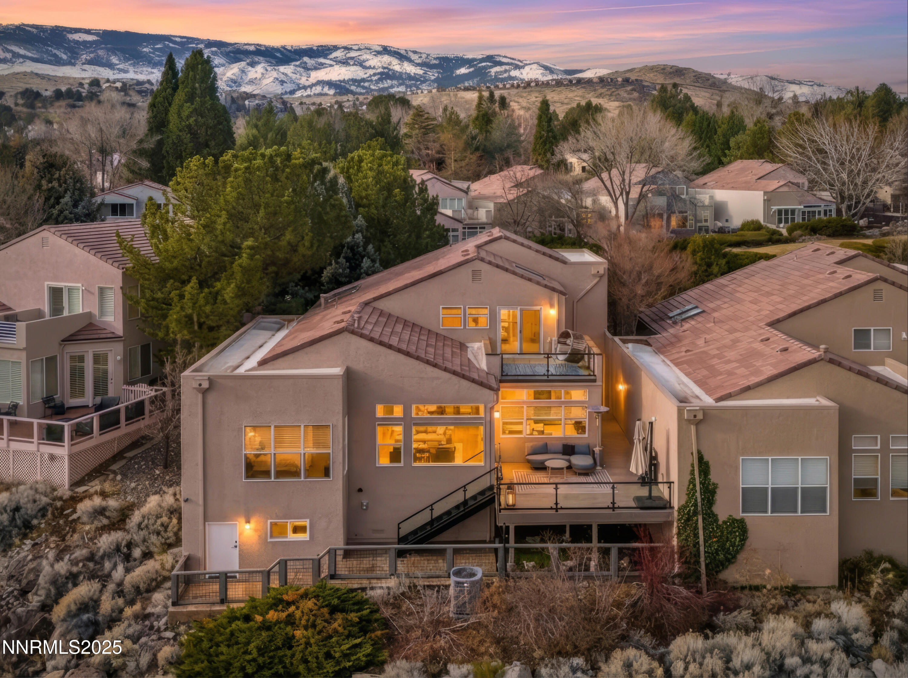 2648 Edgerock Road Reno, NV 89519 - Photo 4 of 76 4