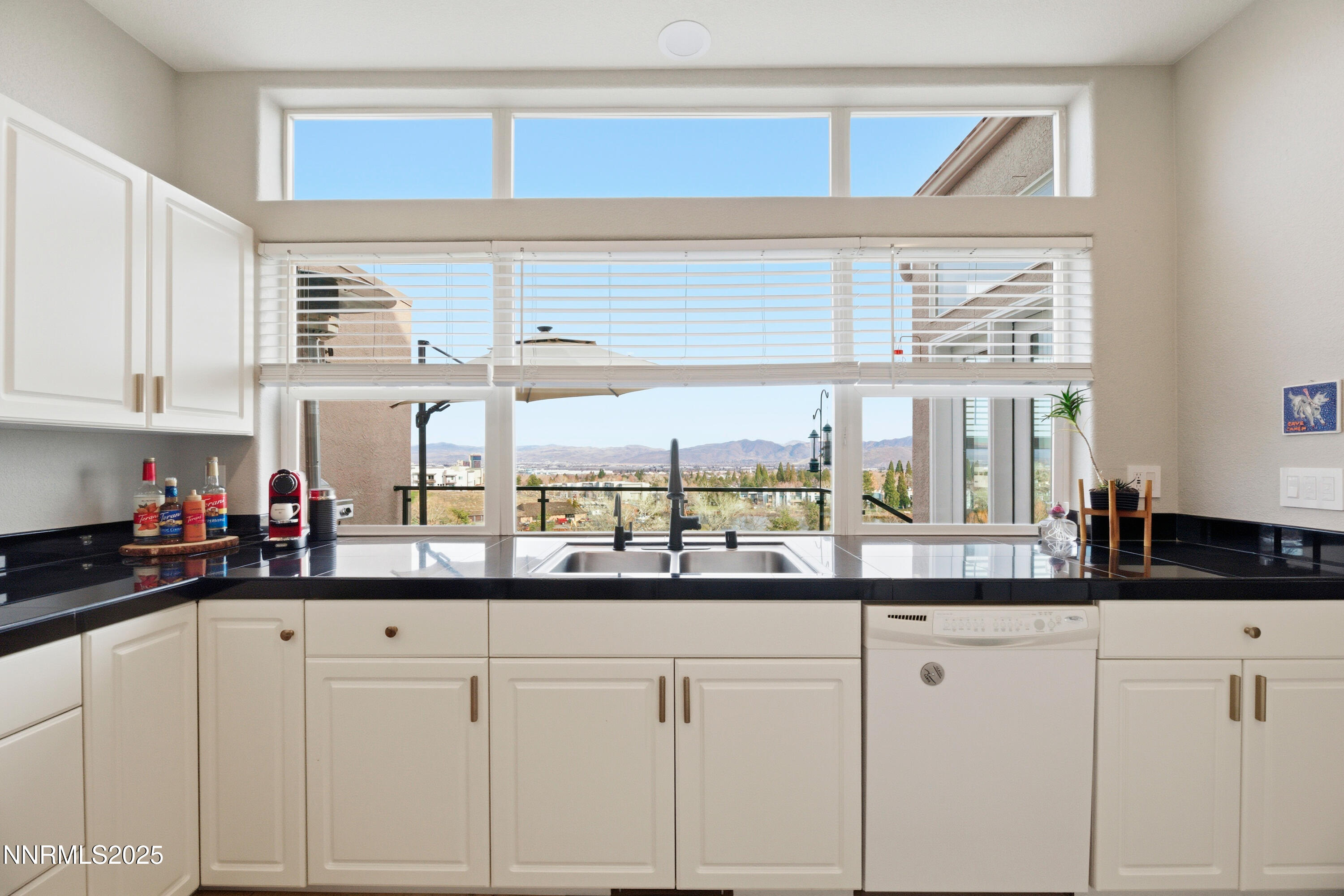 2648 Edgerock Road Reno, NV 89519 - Photo 56 of 76 56