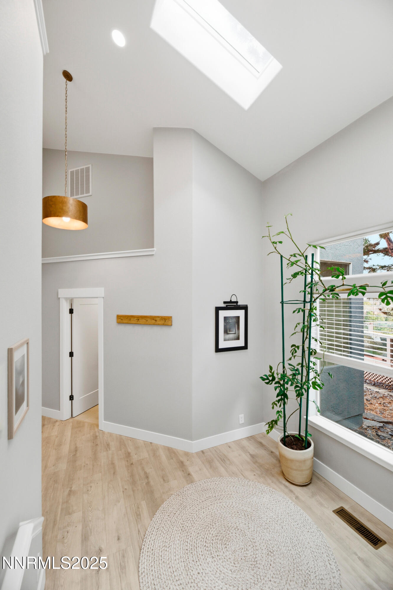 2648 Edgerock Road Reno, NV 89519 - Photo 7 of 76 7